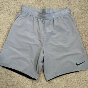 Nike Athletic Shorts - Gray - Size Large